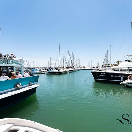 Location, 50m From The And Resaurants Appartamento Benalmádena